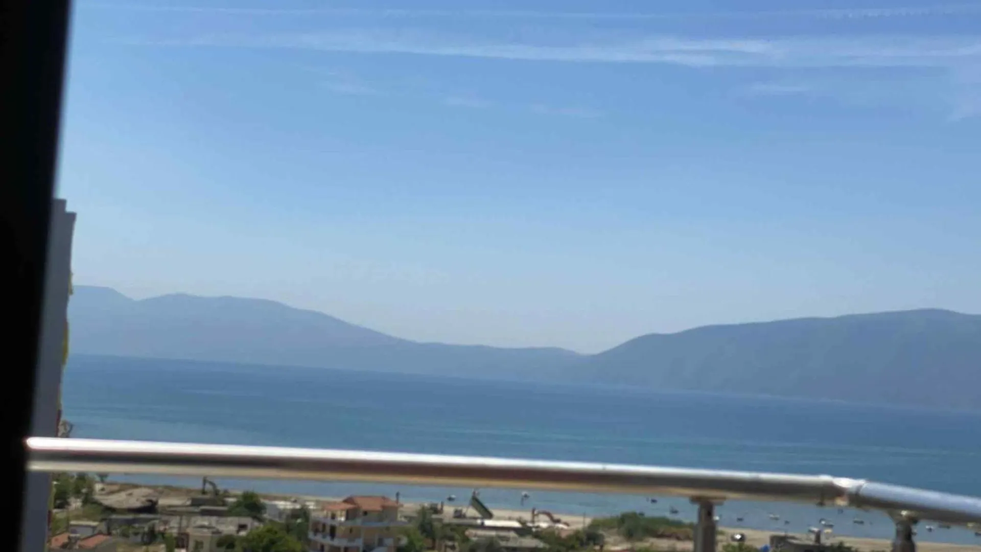 شقة Penthouse With Seaveiw فلورا 0*,  ألبانيا